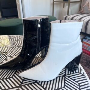 Black & White Patent Ankle Boots – Size 39 (US 8.5–9)